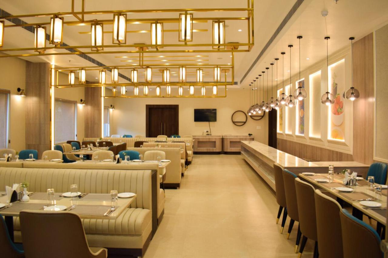 Tulip Inn Shravasti Bahraich Экстерьер фото