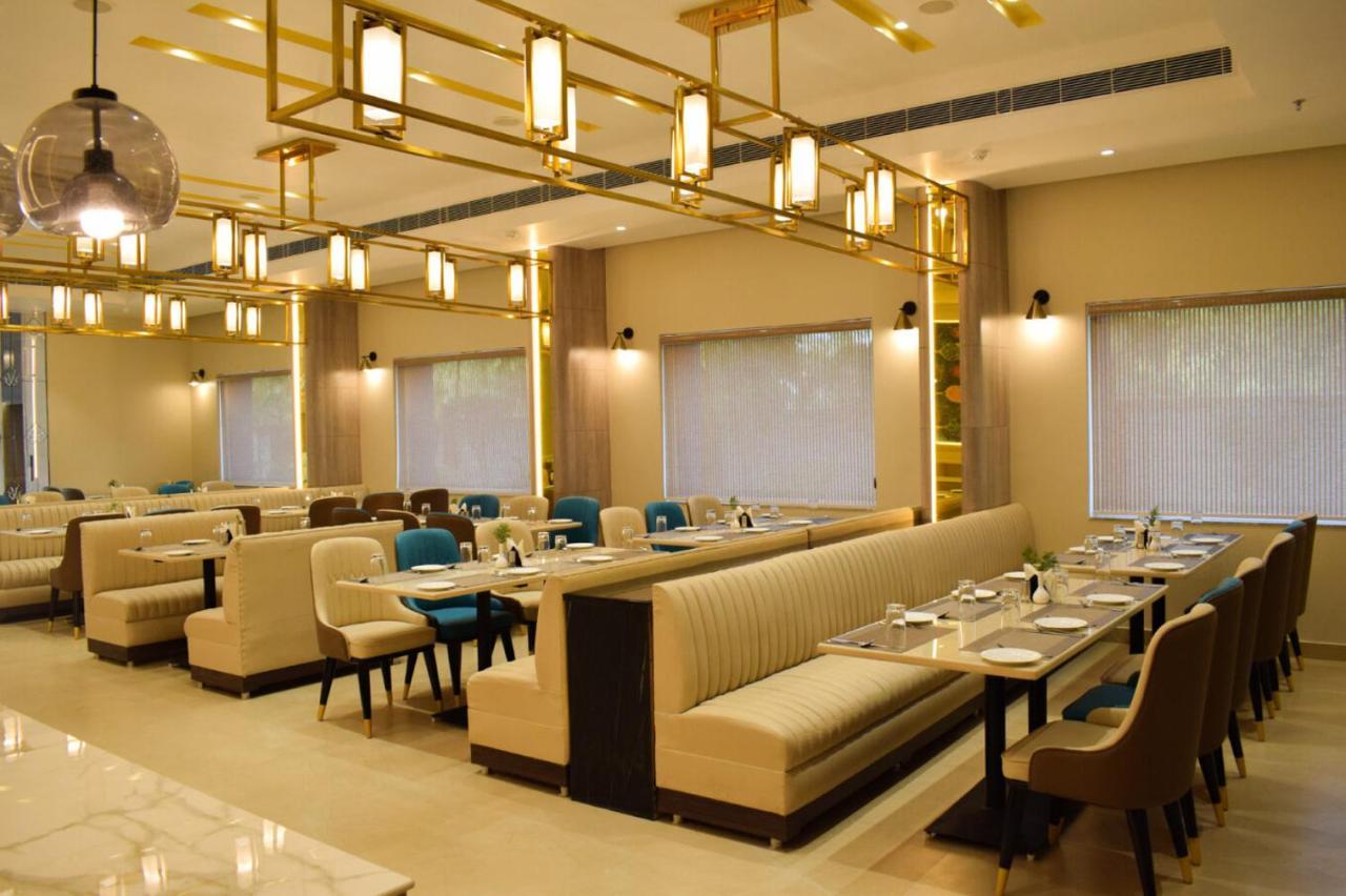 Tulip Inn Shravasti Bahraich Экстерьер фото